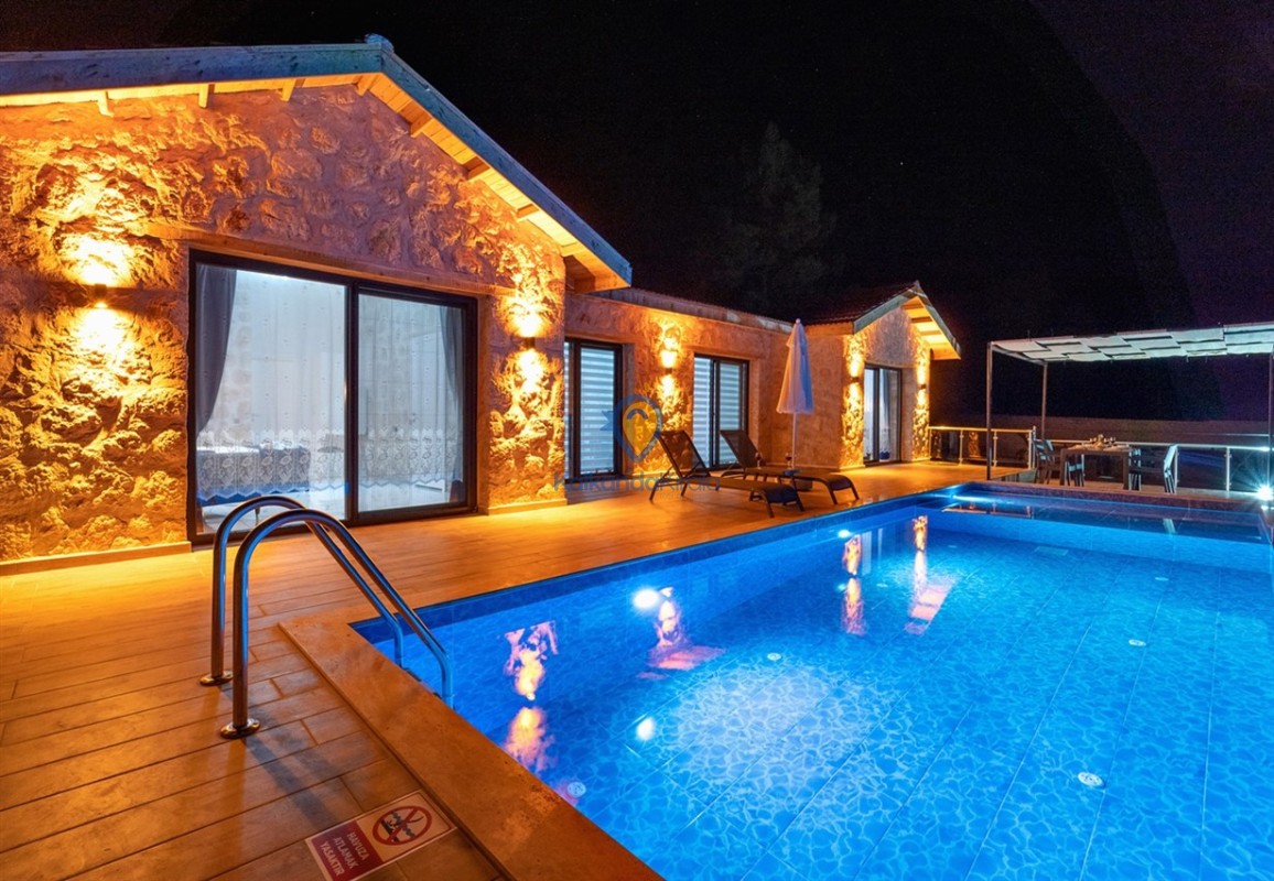 Villa Alya İkizce